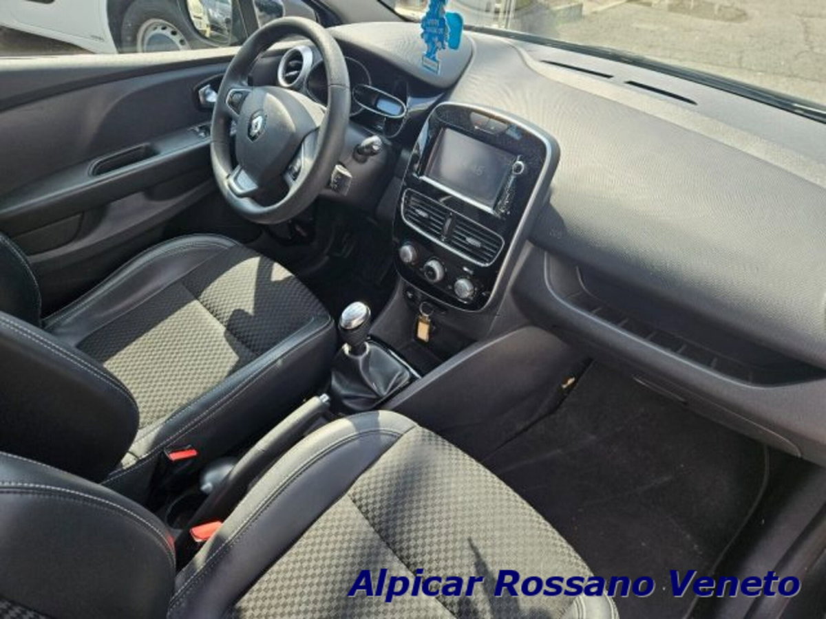 Renault Clio dCi 8V 75 CV 5 porte Moschino Zen (15)