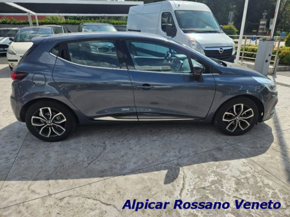 Renault Clio dCi 8V 75 CV 5 porte Moschino Zen (5)