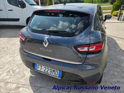 Renault Clio dCi 8V 75 CV 5 porte Moschino Zen (7)