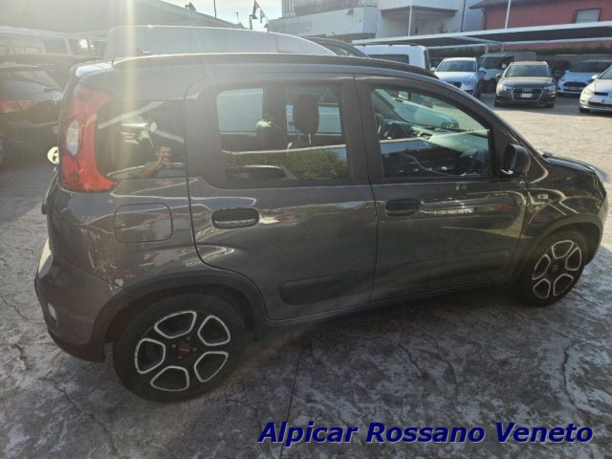 Fiat Panda 1.0 firefly hybrid s&s 70cv (18)