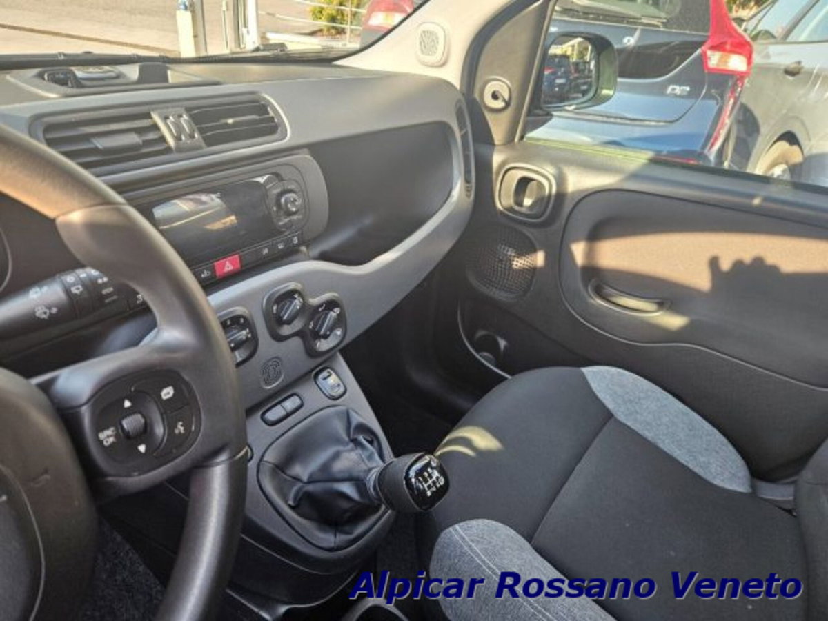 Fiat Panda 1.0 firefly hybrid s&s 70cv (9)