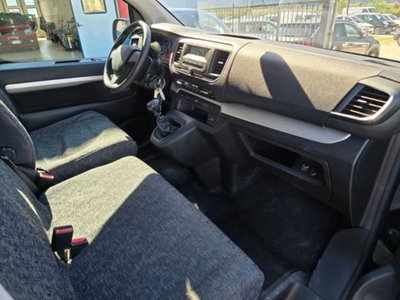 Peugeot Traveller BlueHDi 150 S&S Standard Allure (11)