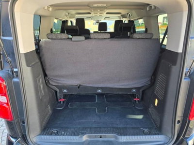 Peugeot Traveller BlueHDi 150 S&S Standard Allure (9)
