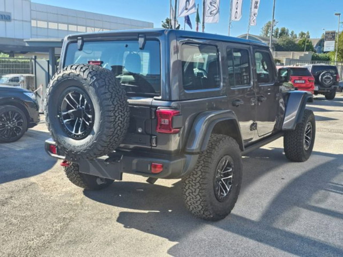 Jeep Wrangler Unlimited 2.0 Turbo Sahara (5)
