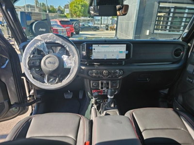 Jeep Wrangler Unlimited 2.0 Turbo Sahara (6)
