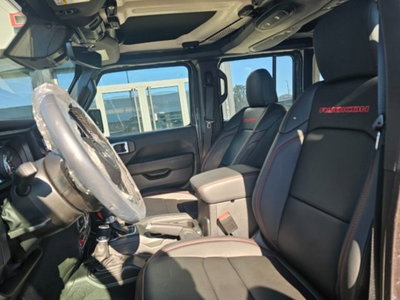 Jeep Wrangler Unlimited 2.0 Turbo Sahara (8)