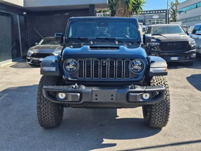 Jeep Wrangler Unlimited 3.8 Sport (2)