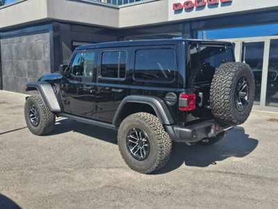 Jeep Wrangler Unlimited 3.8 Sport (3)