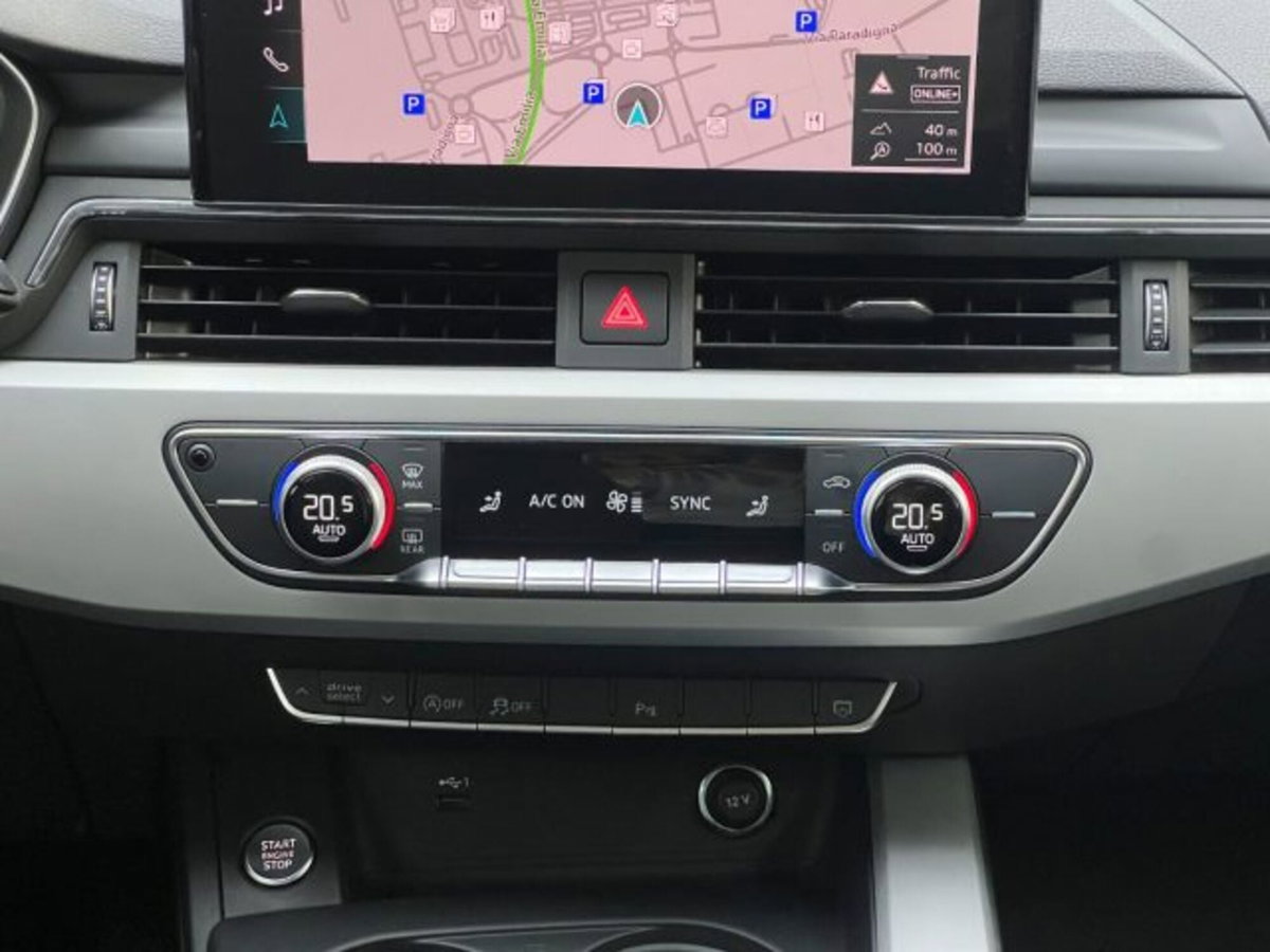 Audi A4 Avant 35 TDI/163 CV S tronic Business Advanced (14)