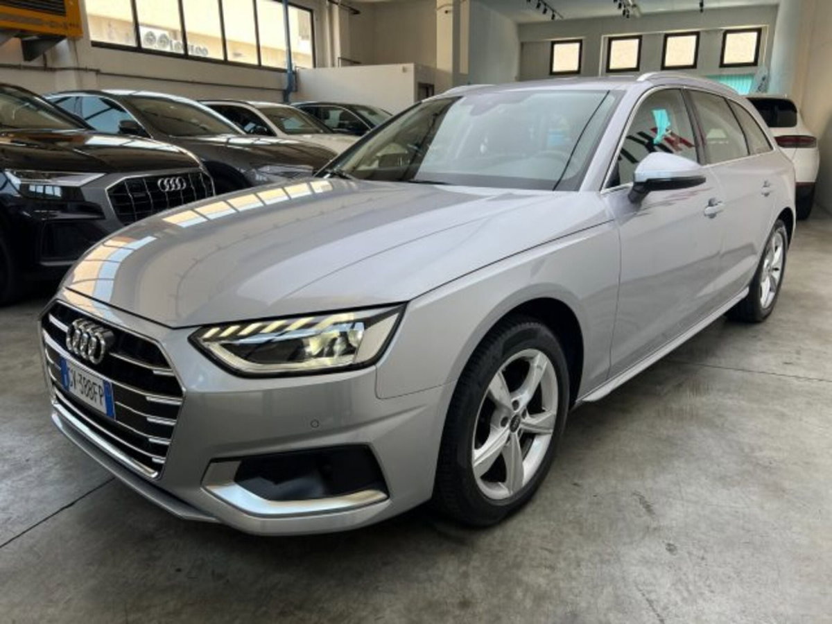 Audi A4 Avant 35 TDI/163 CV S tronic Business Advanced (2)
