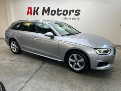 Audi A4 Avant 35 TDI/163 CV S tronic Business Advanced (7)