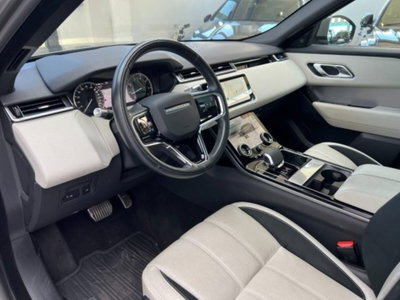 Land Rover Range Rover Velar 2.0 Si4 250 CV R-Dynamic S (4)