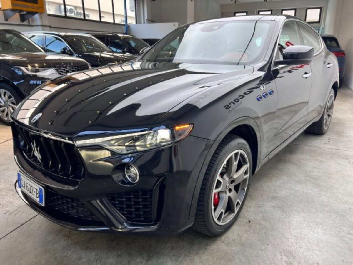 Maserati Levante Levante MHEV 330 CV AWD GT (2)