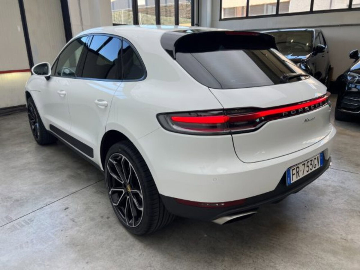 Porsche Macan 2.0 (3)