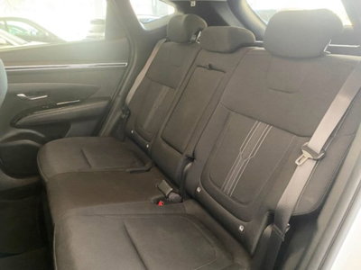 Hyundai Tucson 1.6 CRDi Exellence (13)
