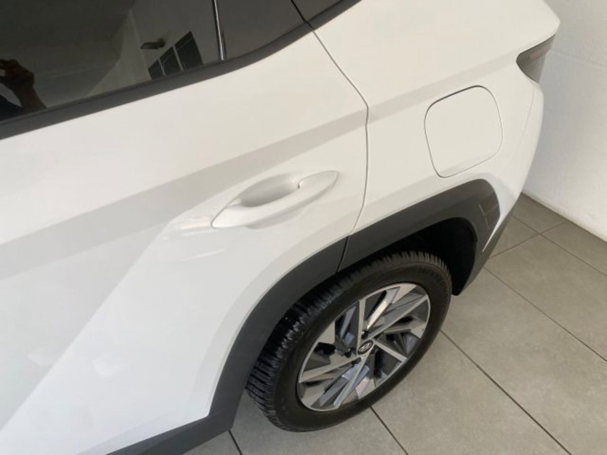 Hyundai Tucson 1.6 CRDi Exellence (16)