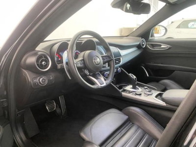 Alfa Romeo Giulia 2.2 Turbodiesel 210 CV AT8 AWD Q4 Veloce (10)