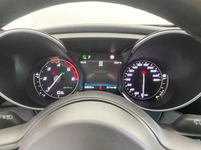 Alfa Romeo Giulia 2.2 Turbodiesel 210 CV AT8 AWD Q4 Veloce (12)