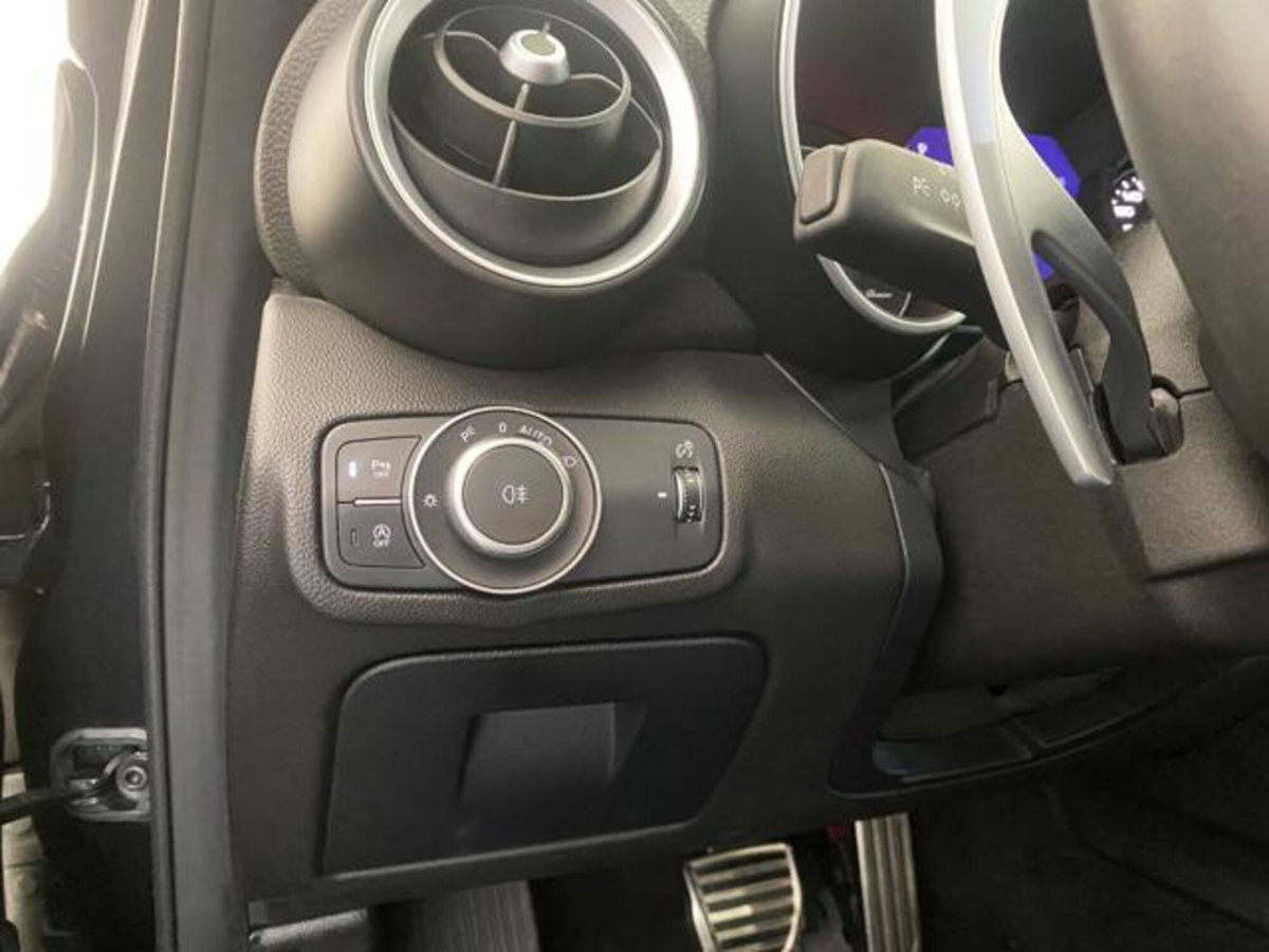 Alfa Romeo Giulia 2.2 Turbodiesel 210 CV AT8 AWD Q4 Veloce (16)