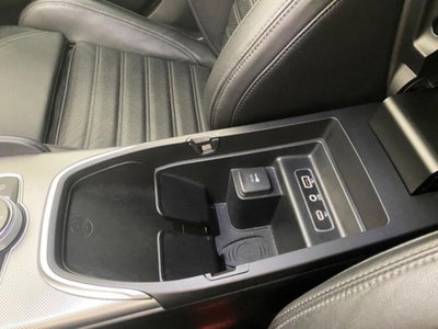 Alfa Romeo Giulia 2.2 Turbodiesel 210 CV AT8 AWD Q4 Veloce (17)