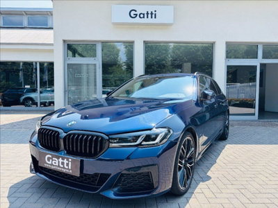 BMW Serie 5 Touring 520d 48V xDrive  Msport usata