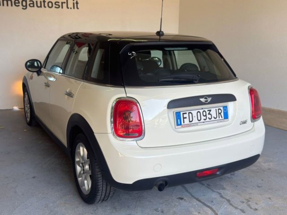 MINI Mini 1.2 One 75 CV 5 porte (7)