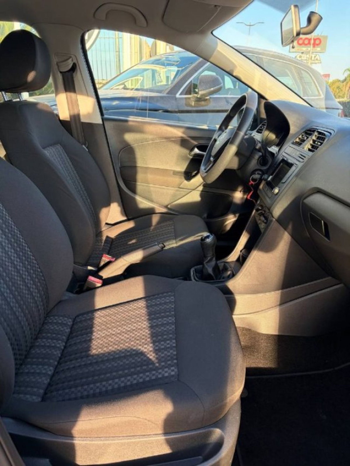 Volkswagen Polo 1.0 MPI 5p. Trendline (16)