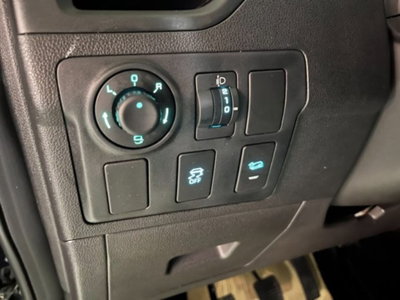 Mahindra KUV100 1.2 K8 m-bifuel (14)