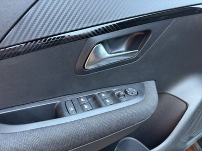 Peugeot 208 1.2 puretech Active s&s 100cv (10)
