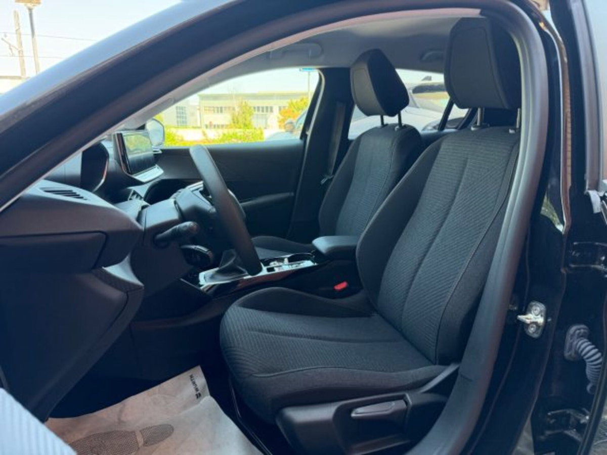 Peugeot 208 1.2 puretech Active s&s 100cv (6)