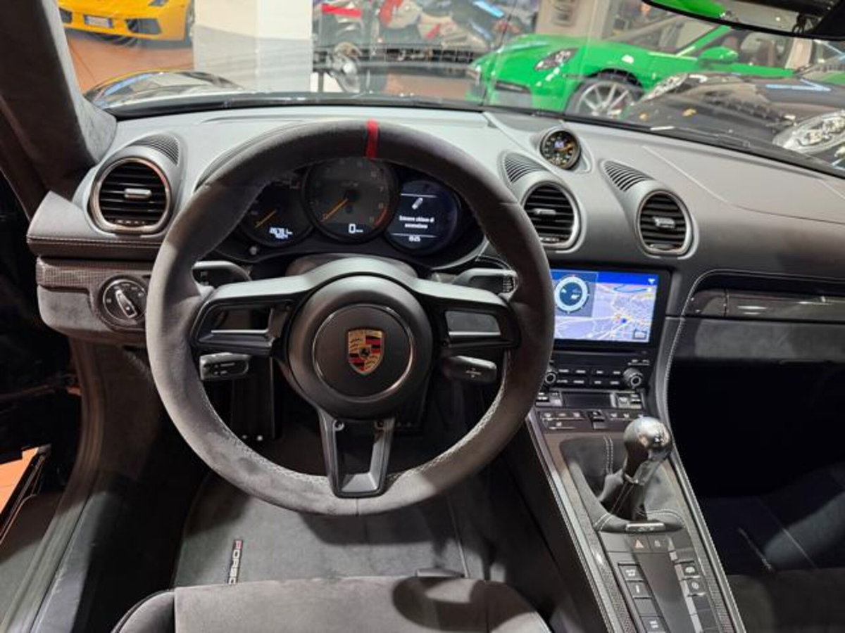 Porsche 718 Cayman  Cayman 4.0 GT4 (16)