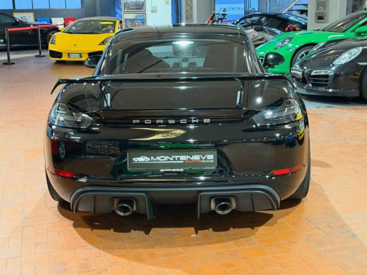 Porsche 718 Cayman  Cayman 4.0 GT4 (20)