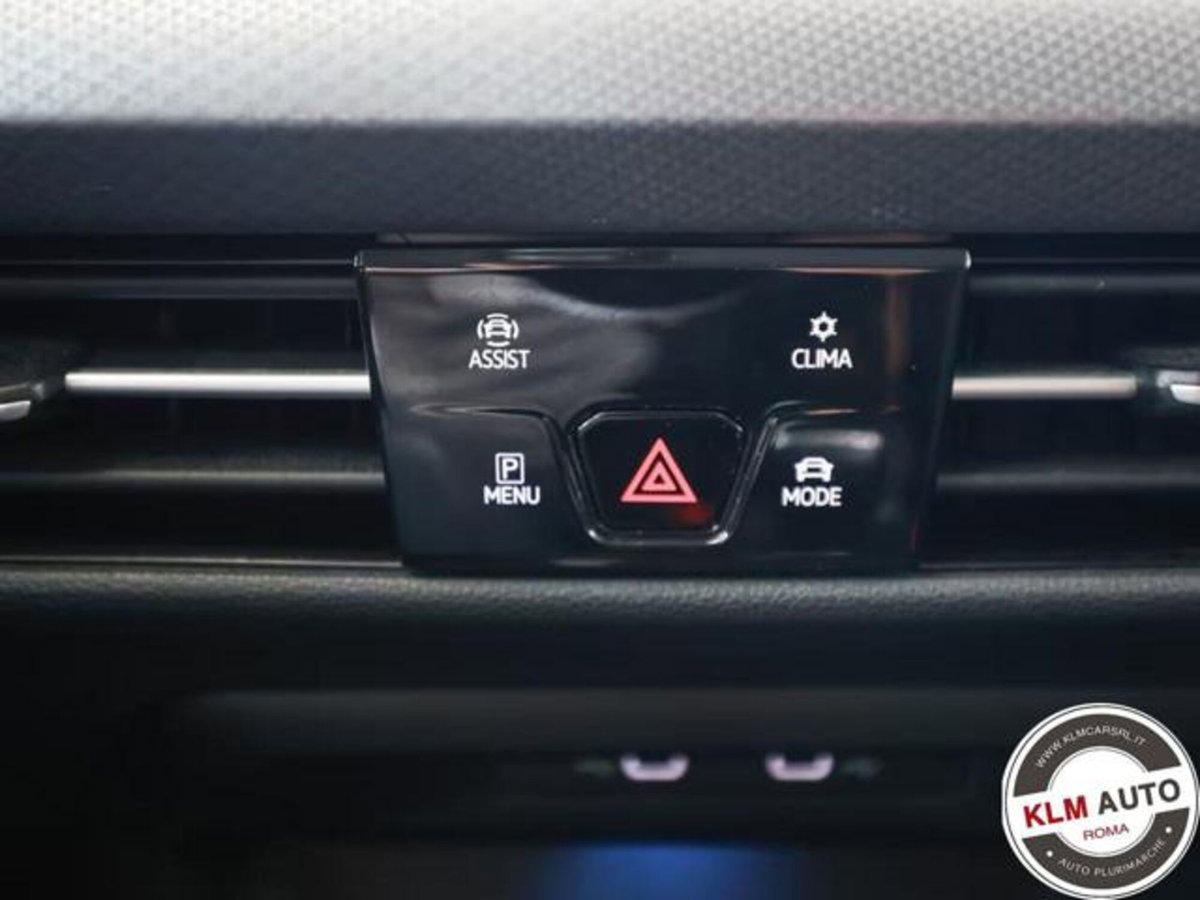 Volkswagen Golf 1.5 TSI 150 CV EVO ACT 1st Edition Style (7)