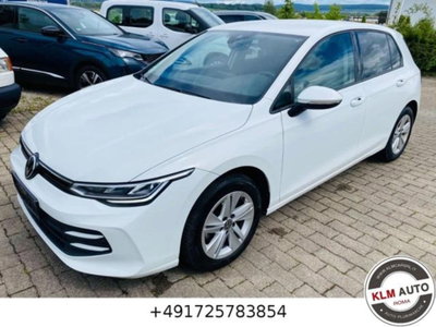 Volkswagen Golf 1.5 tsi Edition 115cv (2)