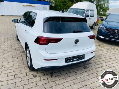 Volkswagen Golf 1.5 tsi Edition 115cv (4)