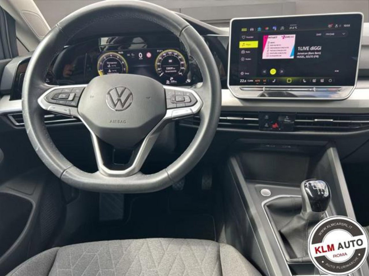 Volkswagen Golf 1.5 tsi Edition 115cv (10)