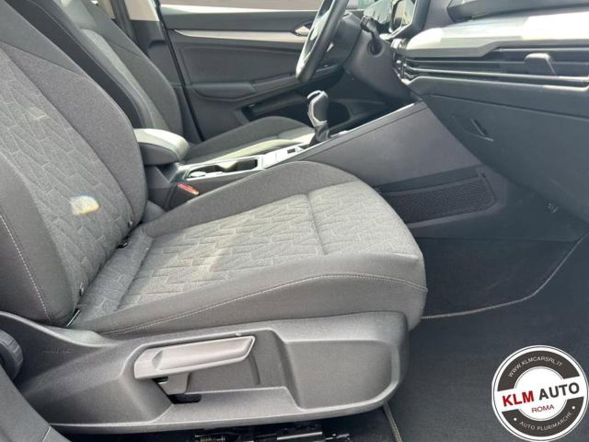 Volkswagen Golf 1.5 tsi Edition 115cv (7)