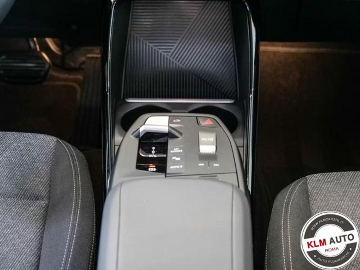 BMW X1 sDrive 18d Edition Essence (10)