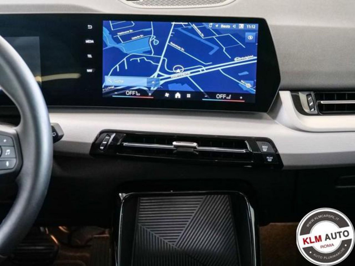BMW X1 sDrive 18d Edition Essence (11)