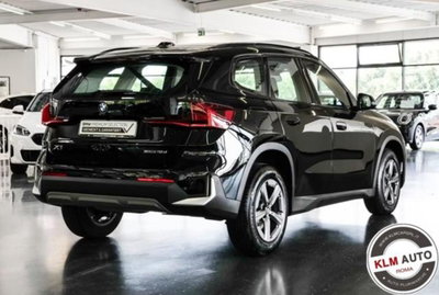 BMW X1 sDrive 18d Edition Essence (2)