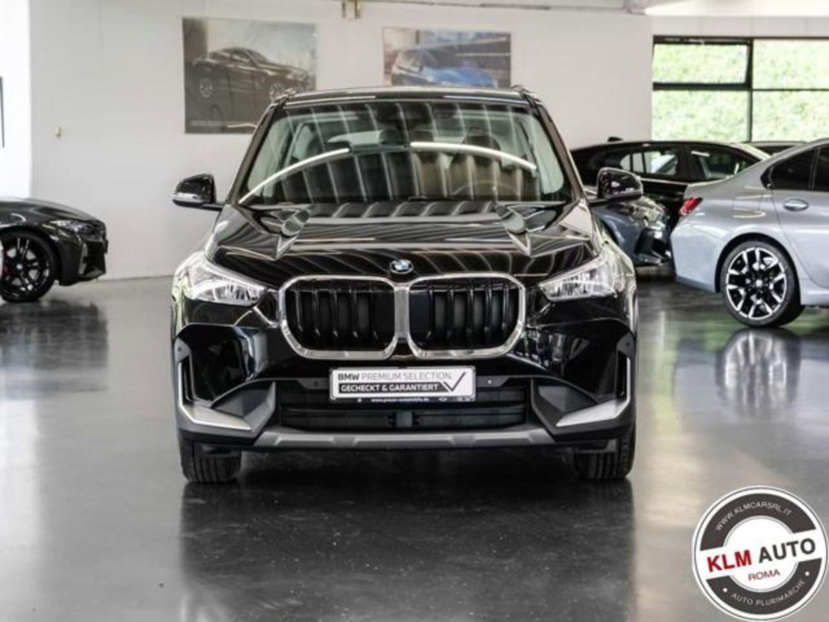 BMW X1 sDrive 18d Edition Essence (3)