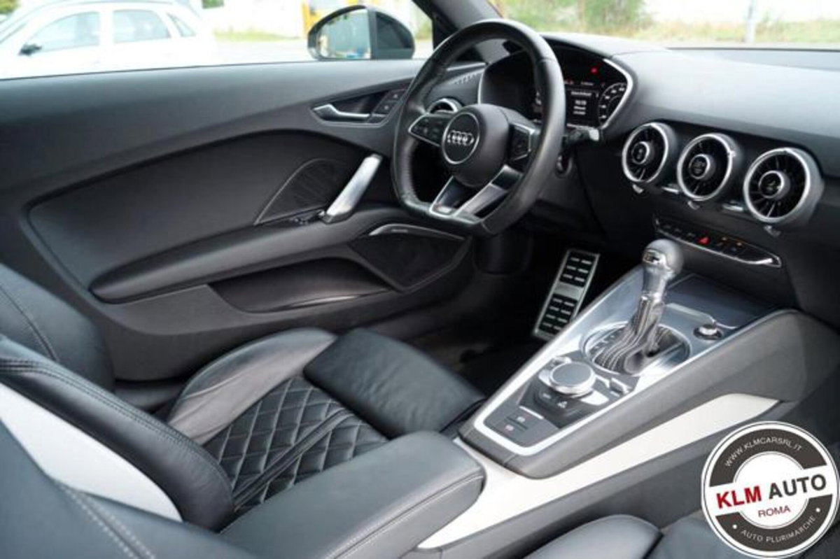 Audi TT Coupé 2.0 TFSI quattro S tronic S line (7)