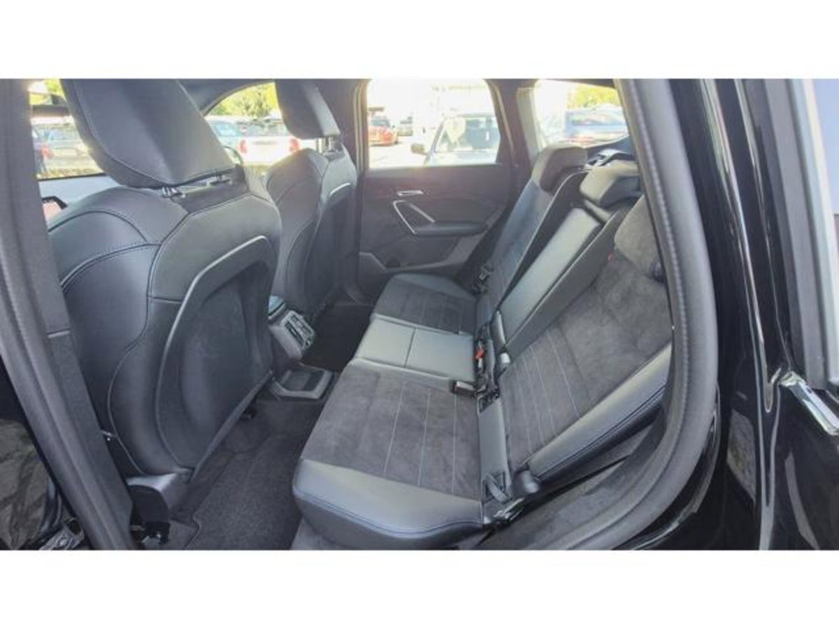 BMW X1 sDrive 18i Msport (9)