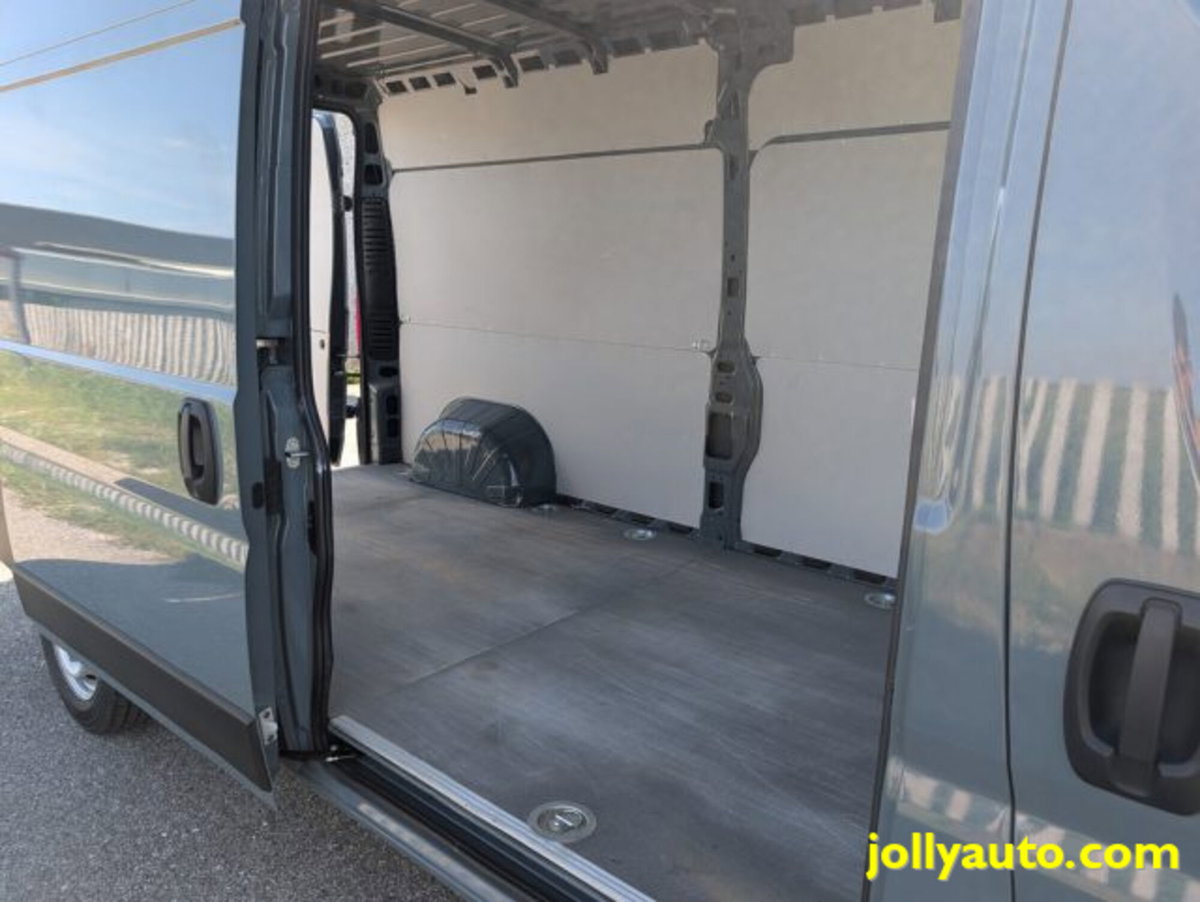 Fiat Ducato Furgone 33 2.2 Mjt 140CV AT9 PM-TN Furgone (20)