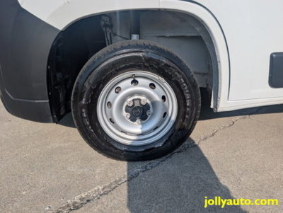 Peugeot Boxer Furgone 335 2.2 BlueHDi 140 S&S PM-TM Furgone Vetrato (10)