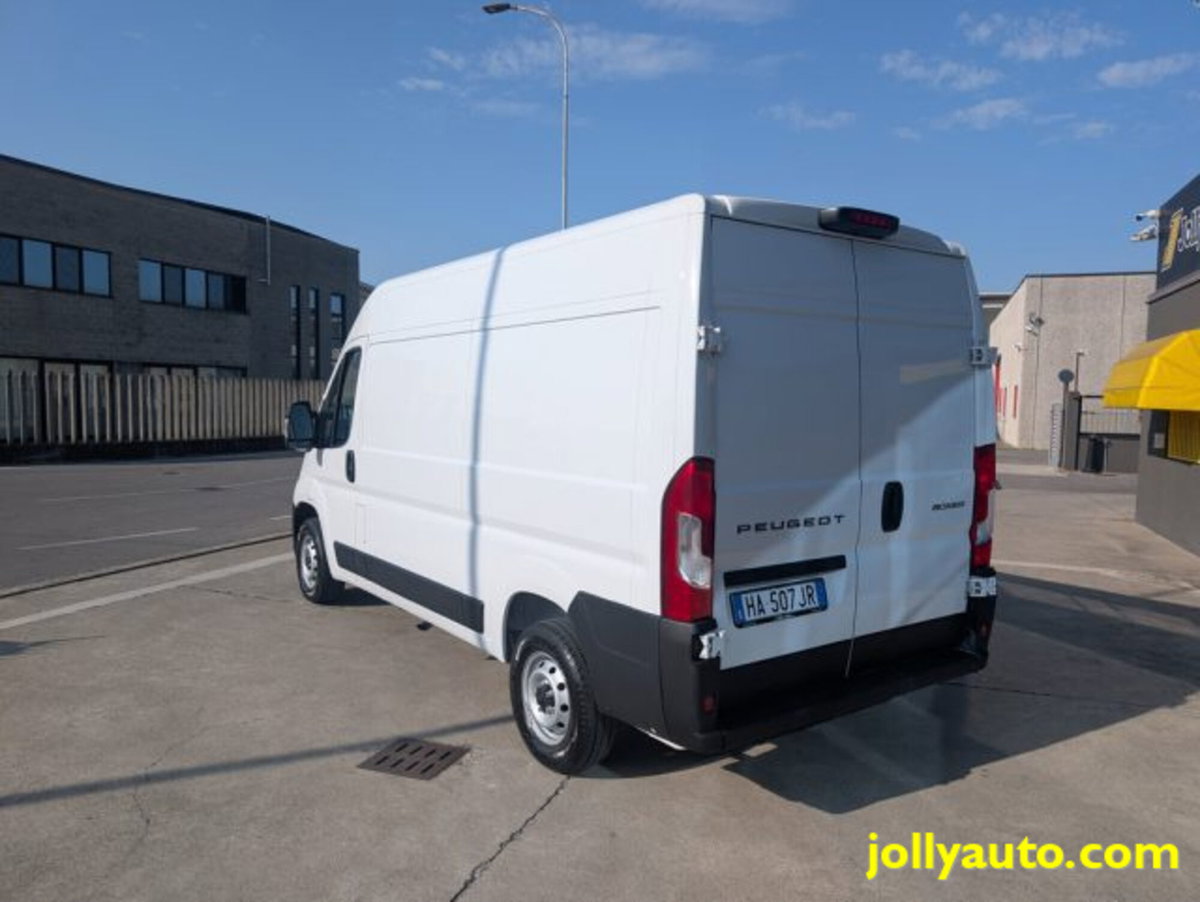 Peugeot Boxer Furgone 335 2.2 BlueHDi 140 S&S PM-TM Furgone Vetrato (18)