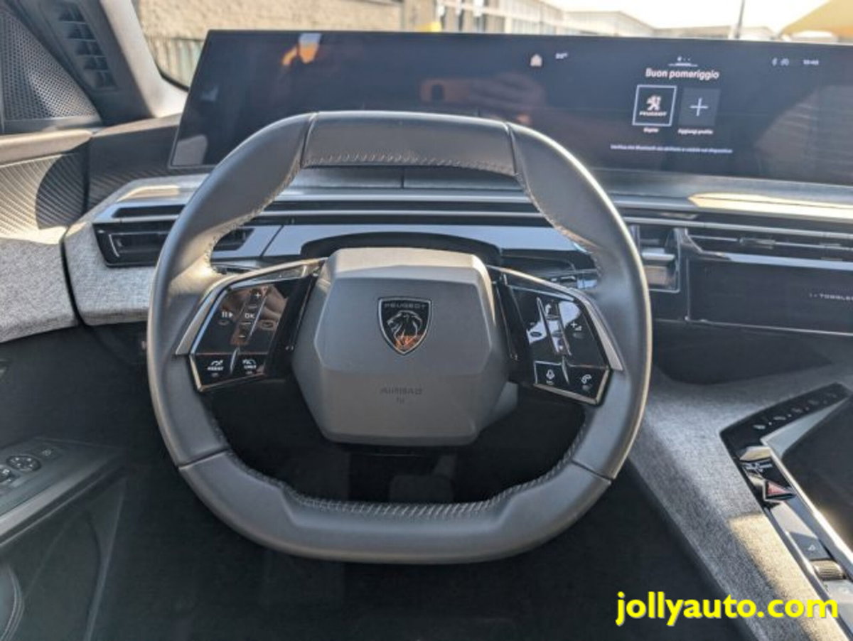 Peugeot 3008 1.2 hybrid Allure Business 145cv e-dcs6 (11)