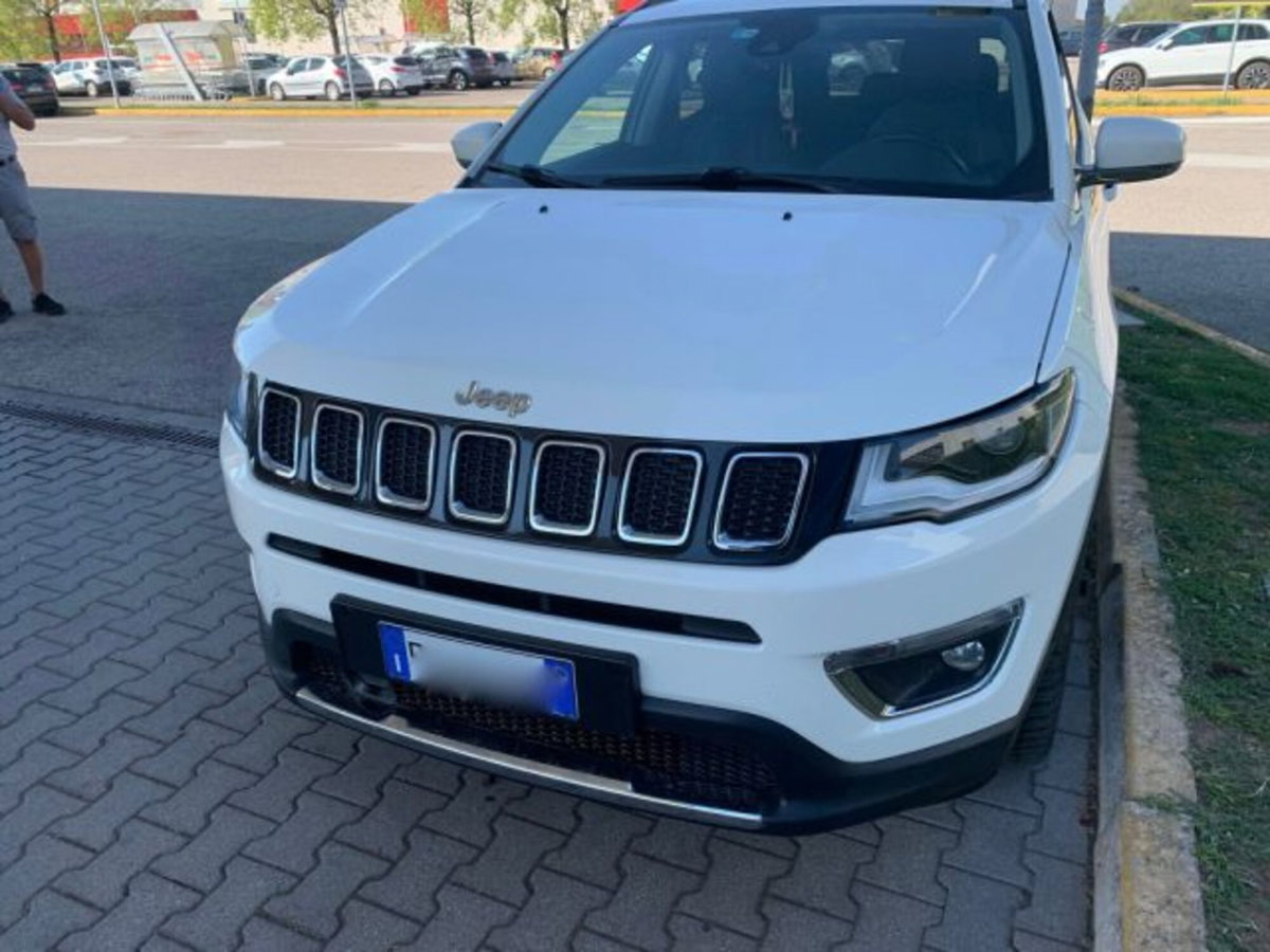 Jeep Compass 1.6 Multijet II 2WD Business (10)