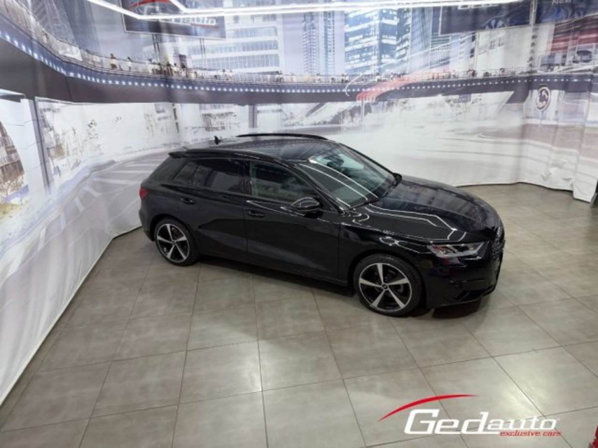 Audi A3 Sportback 30 TFSI S line edition (4)
