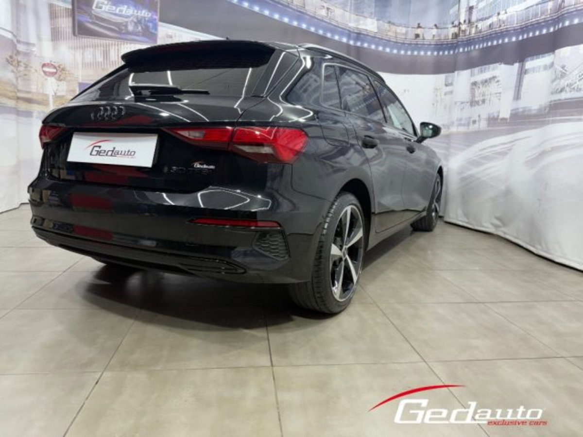 Audi A3 Sportback 30 TFSI S line edition (7)